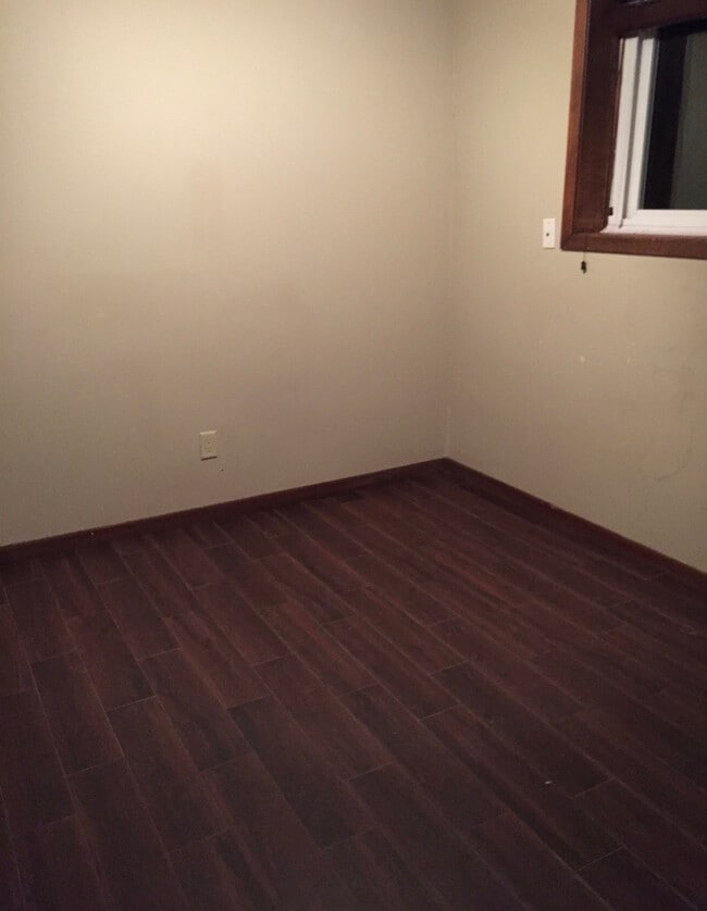 Dormitorio - 2130 Davis St