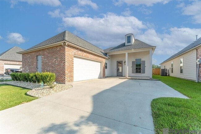 Building Photo - 13023 Great Tern Ave