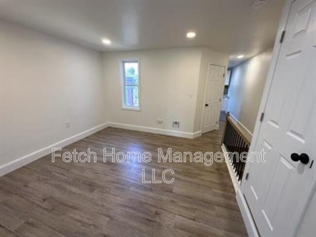 Photo - 740 S Queen St