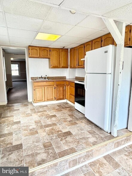 Photo - 894 South St