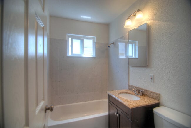 Photo - 1859 Joan Way Unit 02