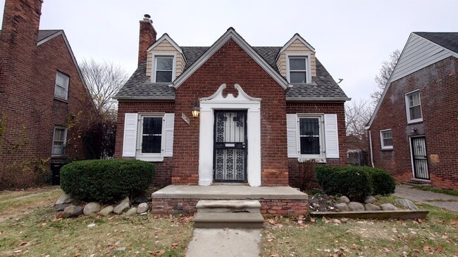 Building Photo - 11056 Wayburn St