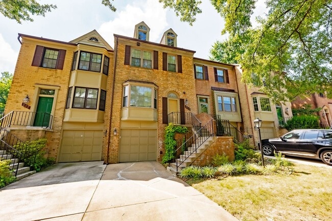 Photo - Great 3br 2.5 Bath Townhome in Rockville MD
