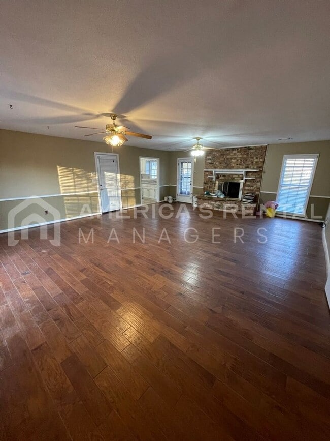 Photo - Great Home for Rent in Tuscaloosa, AL! AVAILABLE TO VIEW WITH 48HR NOTICE!!!