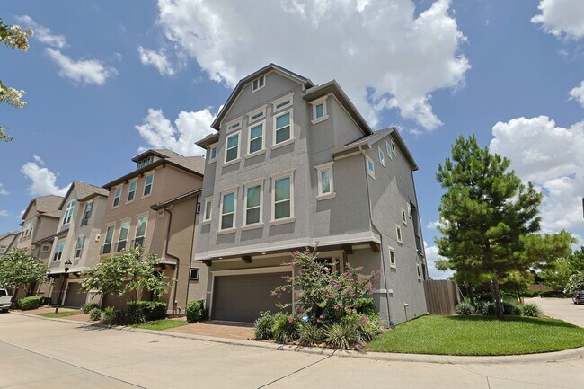 Photo - 4004 Centre Meadow Way