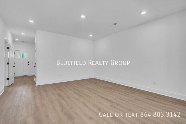 Photo - 416 E Parima Ct