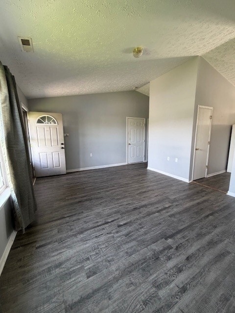 2 bed living room - Madison Cottage of Rensselaer