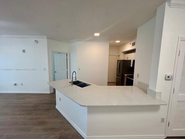 Photo - 9172 Collins Ave Unit 212