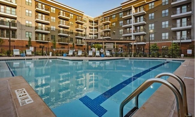 Building Photo - 6400 Blue Stone Rd Unit 2012