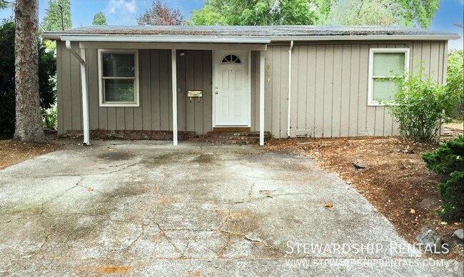 Building Photo - 5 Bd  - Close to Oregon State University! Rental