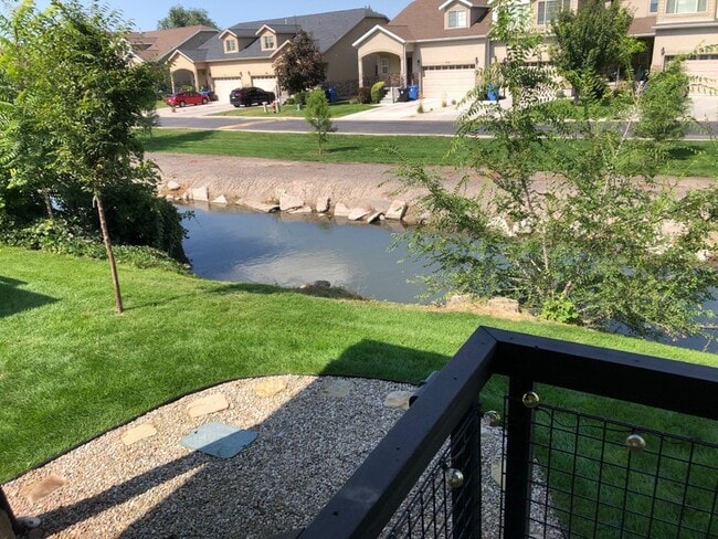 Photo - 2224 W MacKay Ln