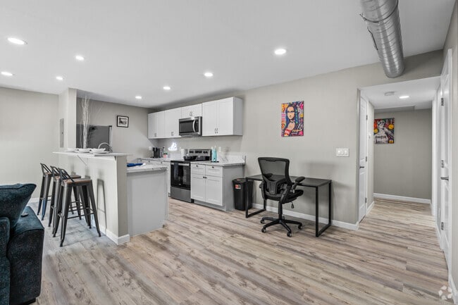 Posh Suite-Kitchen