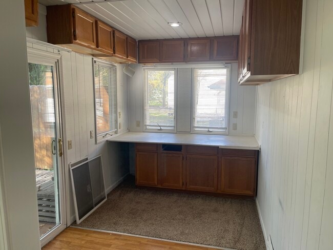 Photo - 317 S Market St