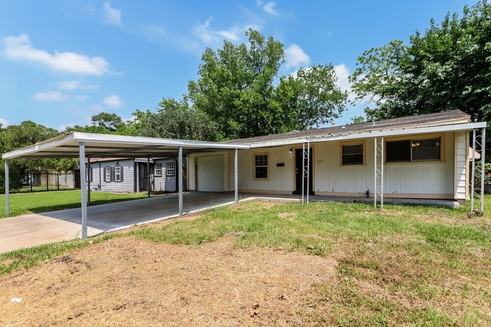 Photo - 11611 Duane St