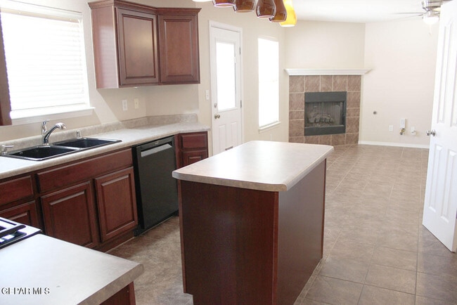 Photo - 1458 Senda Del Sol Ln