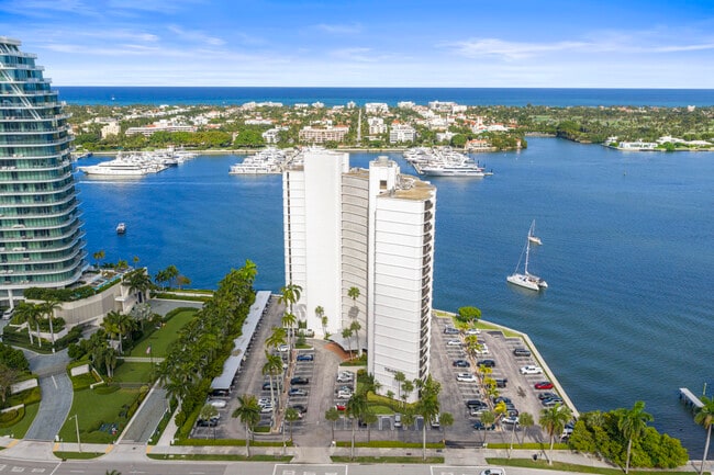 Building Photo - 1200 S Flagler Dr Unit 1906