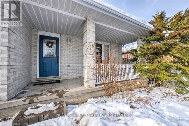 Photo - 1263 Aldersbrook Rd