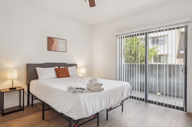 Photo - 6610 N 93rd Ave Unidad ID1238436P