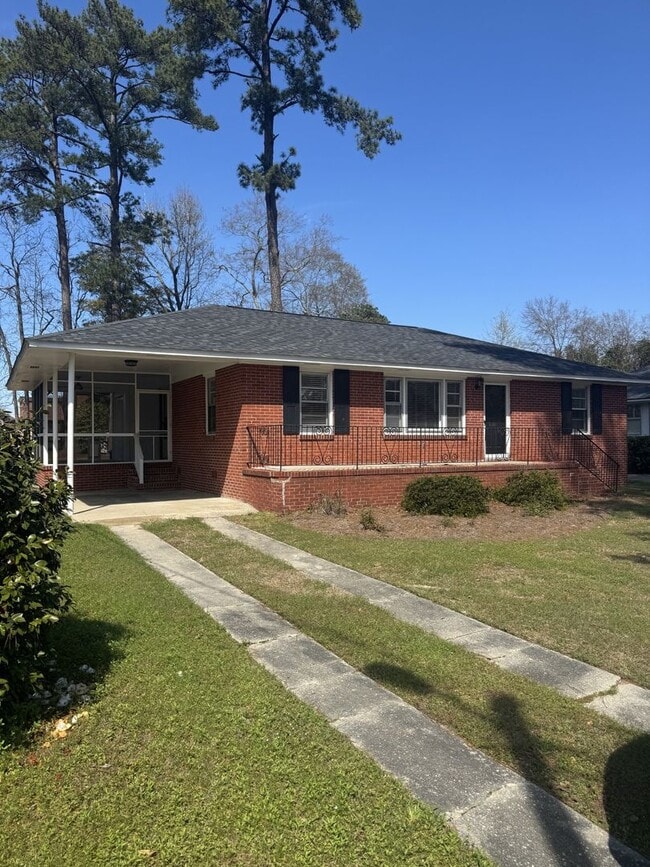 Building Photo - House for Rent