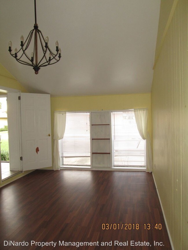 Photo - 66 Lucky Dr Front