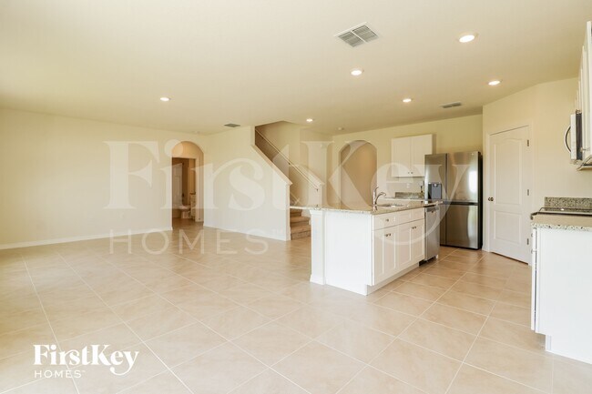 4071 Alissa Ln