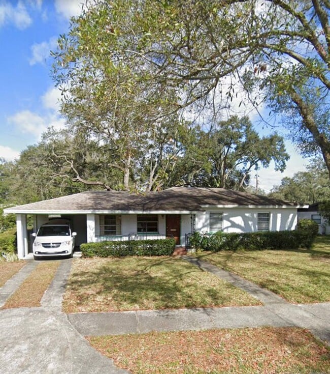 Building Photo - Three Bedroom One Bath - Southside Lakeland Rental