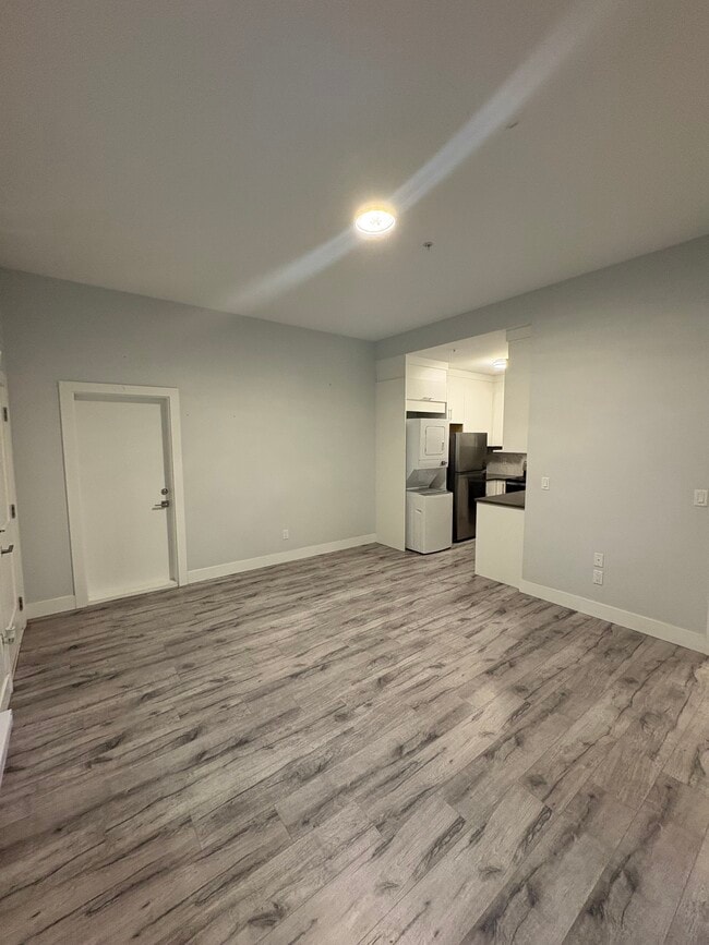 Photo - 8016 Annis Rd