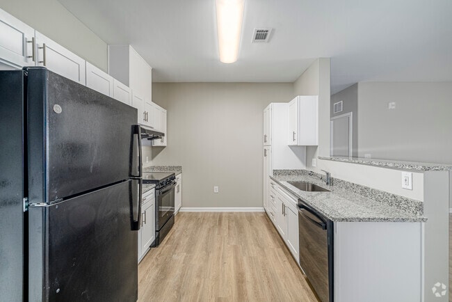 3BR, 2BA - 1,129SF - Kitchen