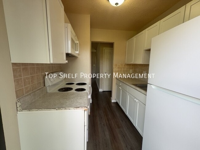 Photo - 521 Hart Ave