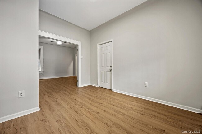 325 Autumn Ave Unit 1