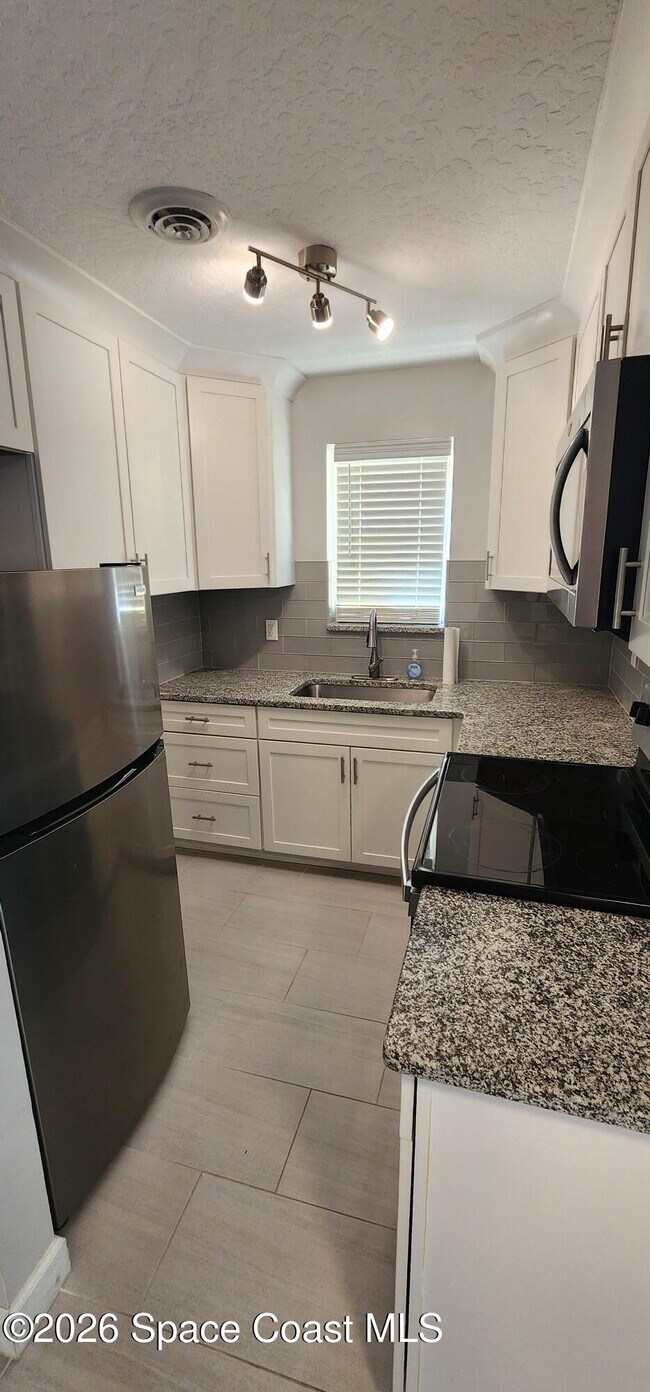 Photo - 310 Taylor Ave Unit C14