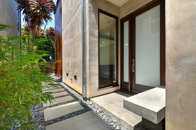 744 Marine St