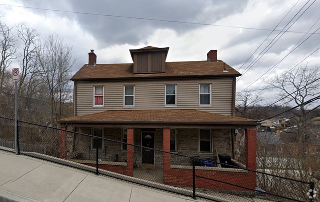 Building Photo - 1599 Fallowfield Ave Rental