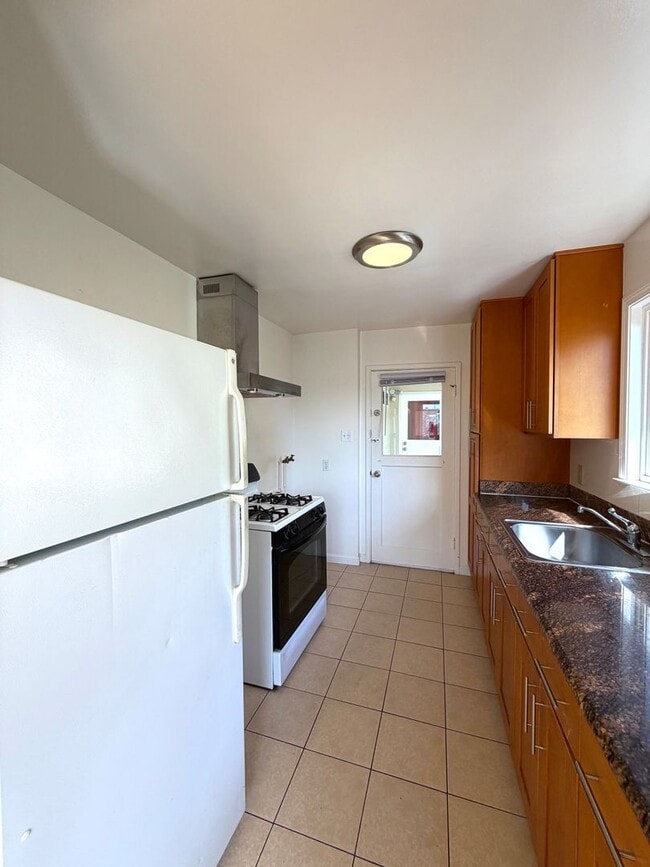 Photo - 120-122 Madrone Ave. Unit 122
