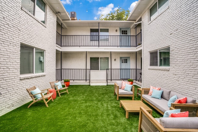 Photo - Coconut Grove