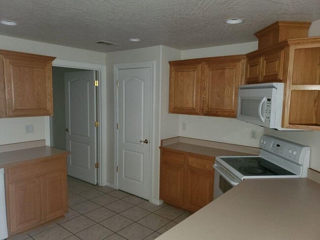 Photo - 1674 Nunnwood Ln