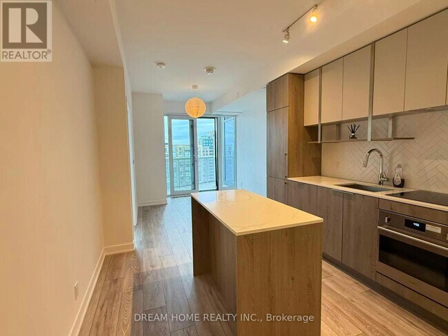 Photo - 15 Holmes Ave Unit 1503