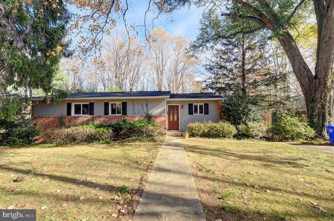 Photo - 8725 Susanna Ln Casa