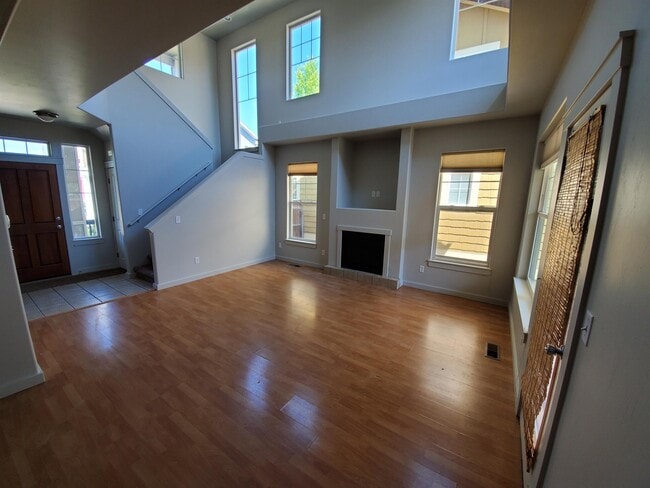 Photo - 3883 Bosal St