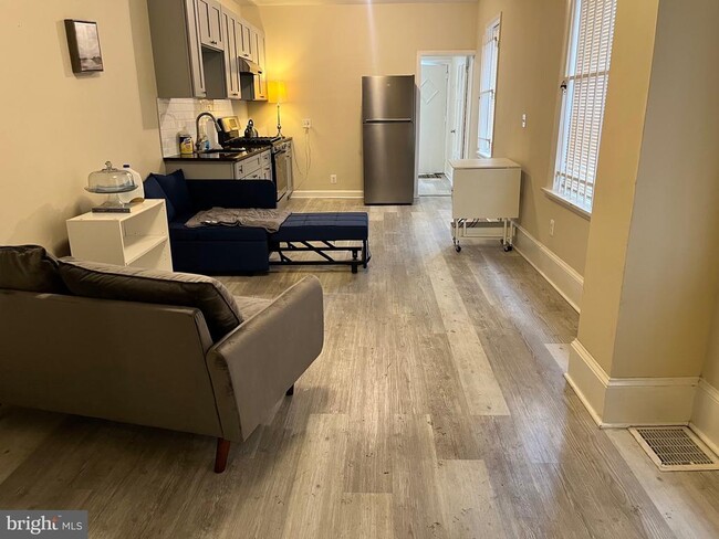 Photo - 1309 N 19th St Unit 1ST FLOOR