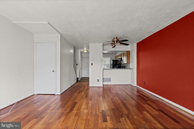 Photo - 6957 Rockfield Rd