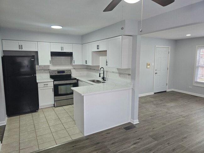 Photo - 15041 Dobson Ave Unit 2S