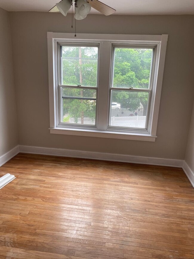 Photo - Charming Reading 3 BR Townhouse For Rent