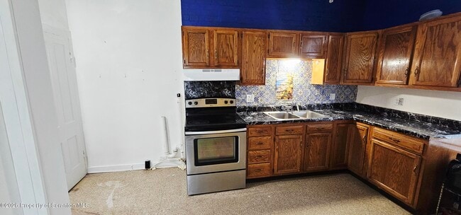 Photo - 1319 Washburn St