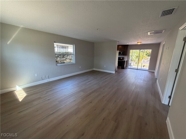 Photo - 19181 Tangerine Rd