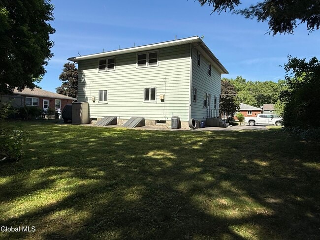 Photo - 5 B Van Dyke Rd
