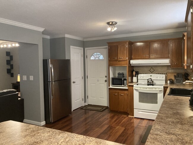 Photo - 3504 Vicki St