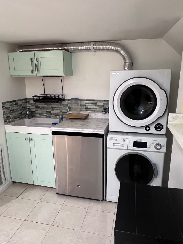 Photo - 3523 Madison St