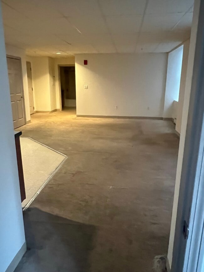Building Photo - 11 Lawrence St Unit 210 Rental