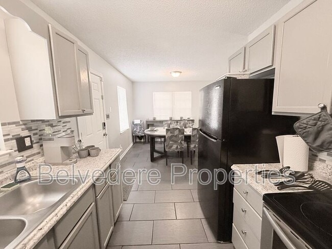 Photo - 415 N Dudley St